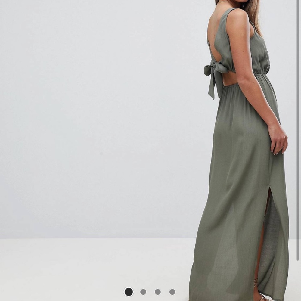 Green maxi dress